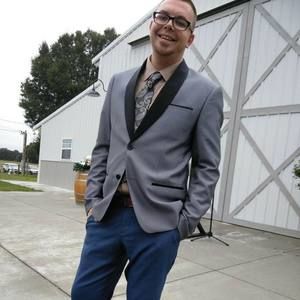 Meet your Posher, Corey